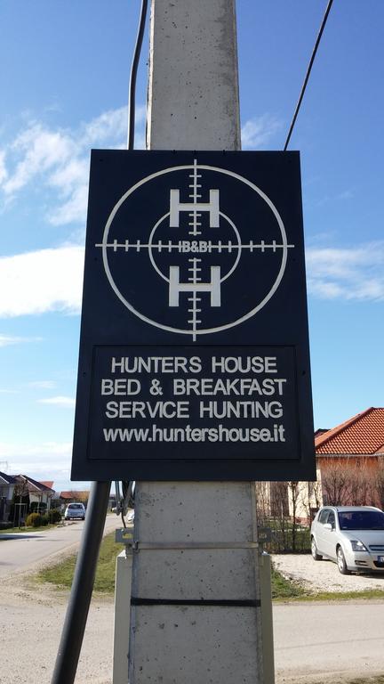 Hunters House Kft Bed And Breakfast Toltestava Extérieur photo