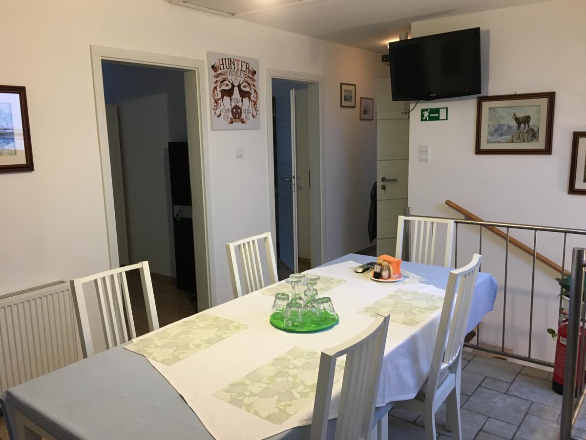 Hunters House Kft Bed And Breakfast Toltestava Extérieur photo