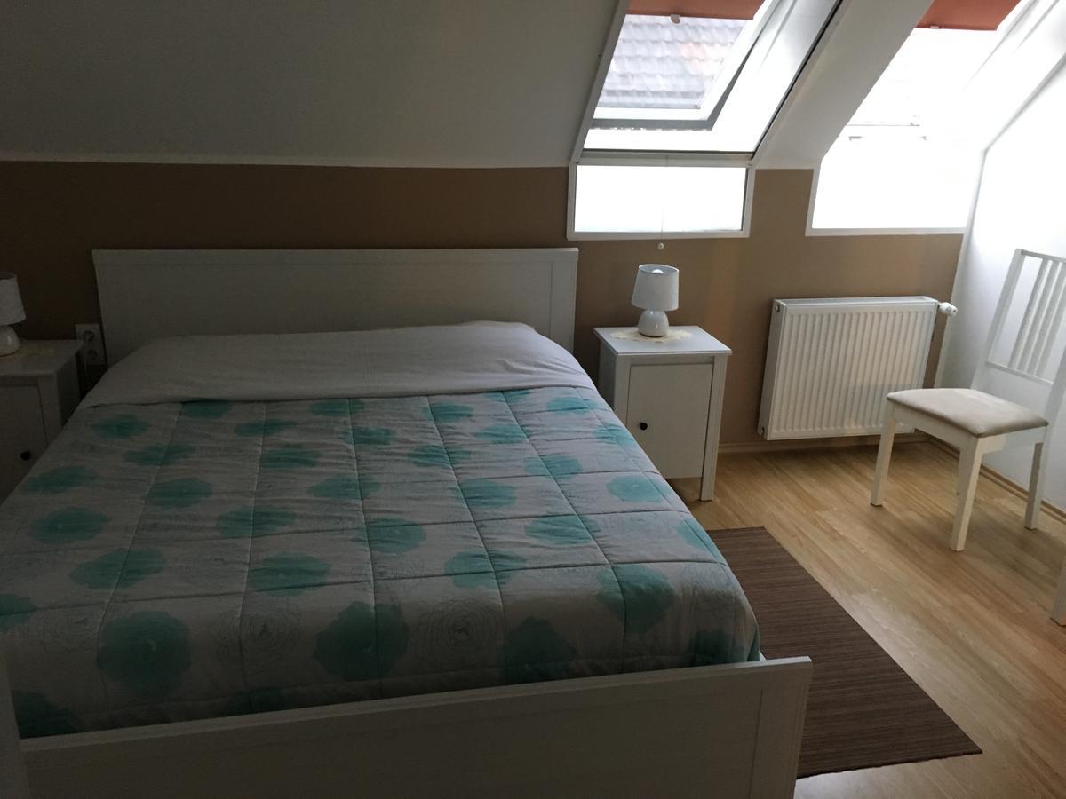 Hunters House Kft Bed And Breakfast Toltestava Extérieur photo